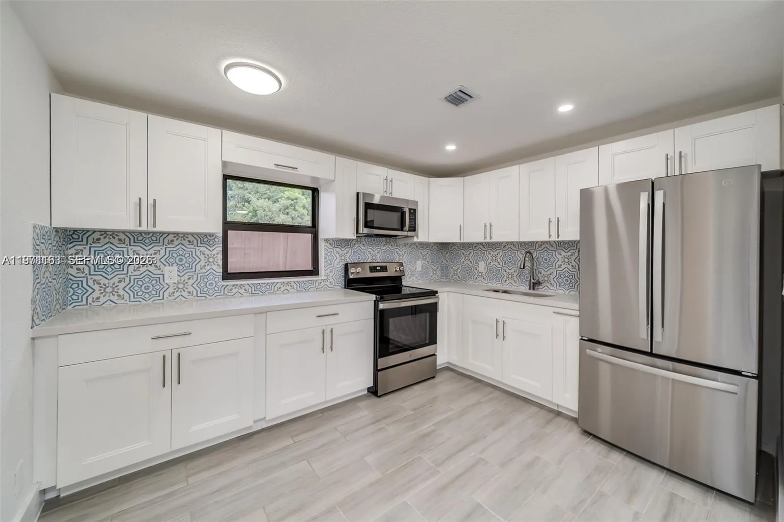 2447 FLETCHER ST, Hollywood FL 33020