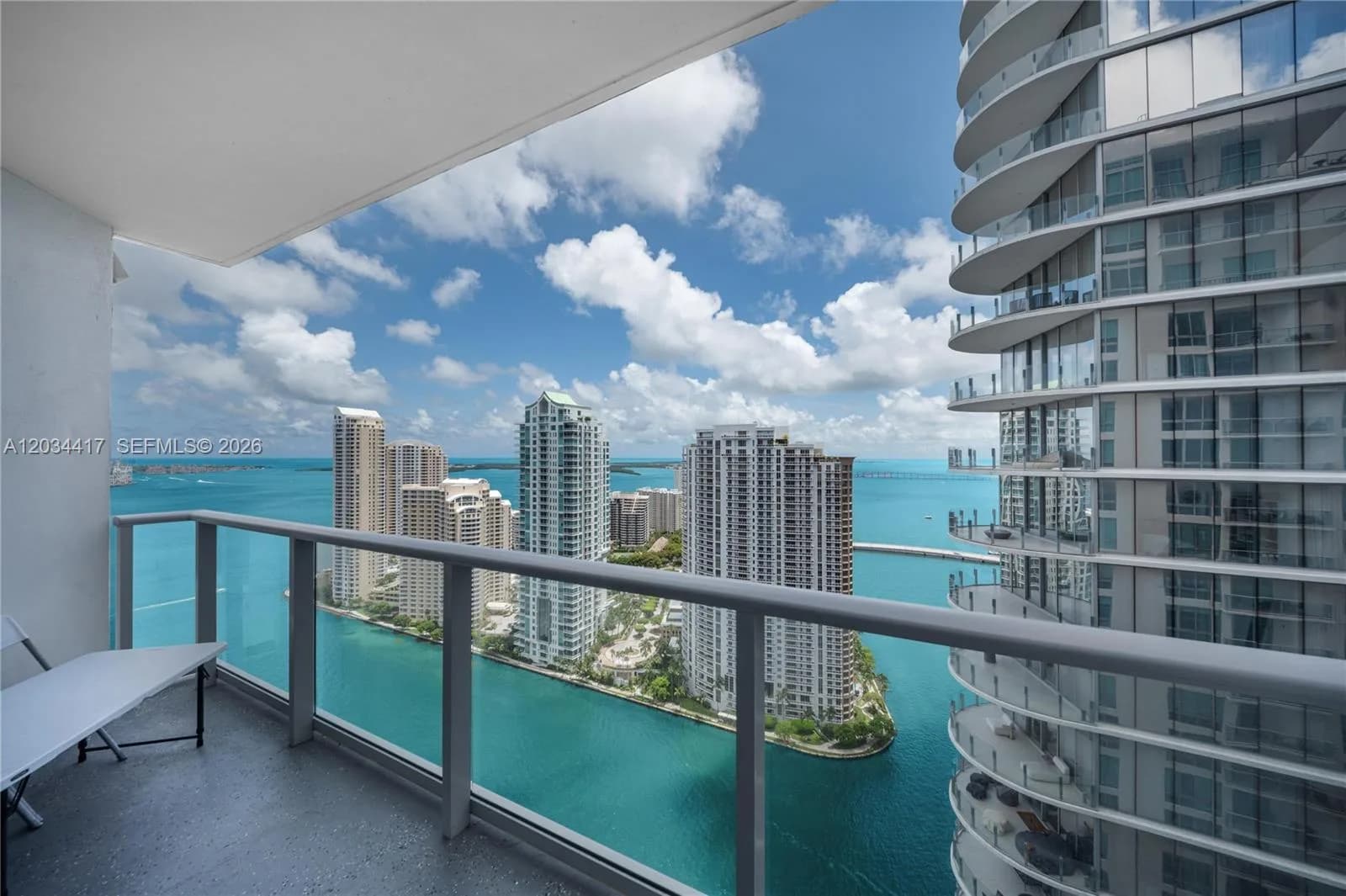 300 S Biscayne Blvd # T-3406, Miami, FL 33131