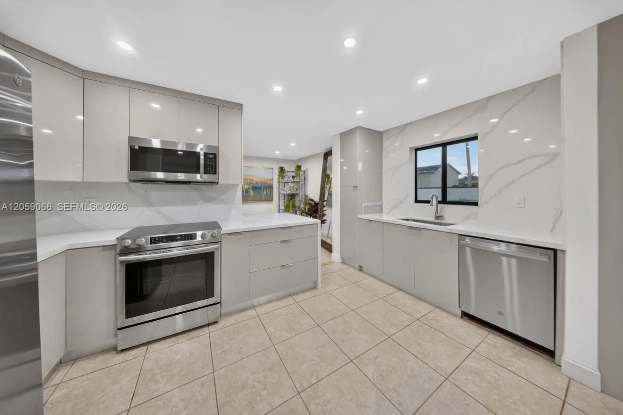 12510 SW 95th Ter, Miami FL 33186