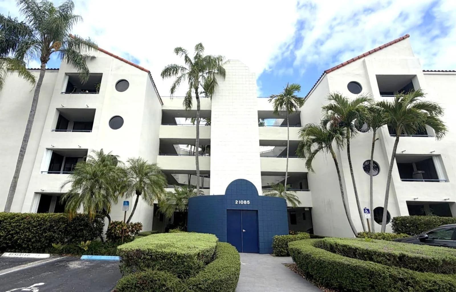 21085 NE 34th Avenue # 404-1, Aventura FL 33180