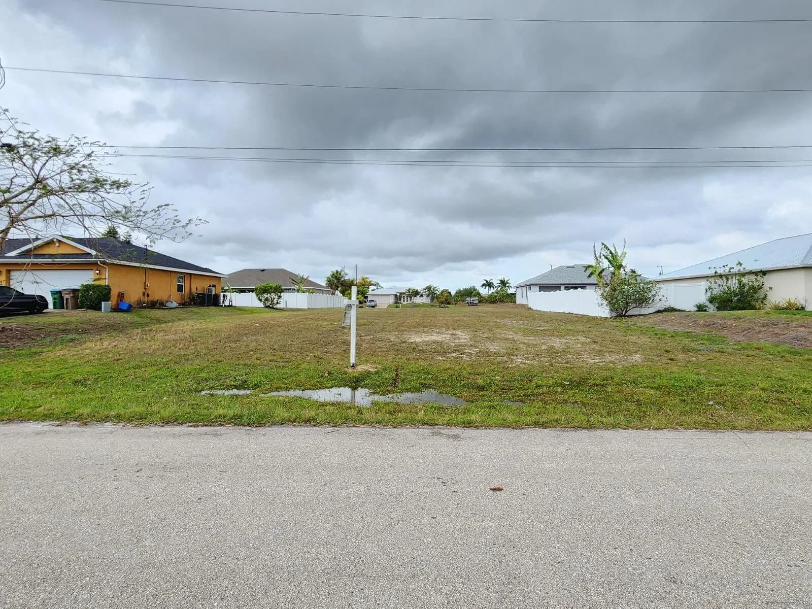 3222 NE 13th Court, Cape Coral FL 33909