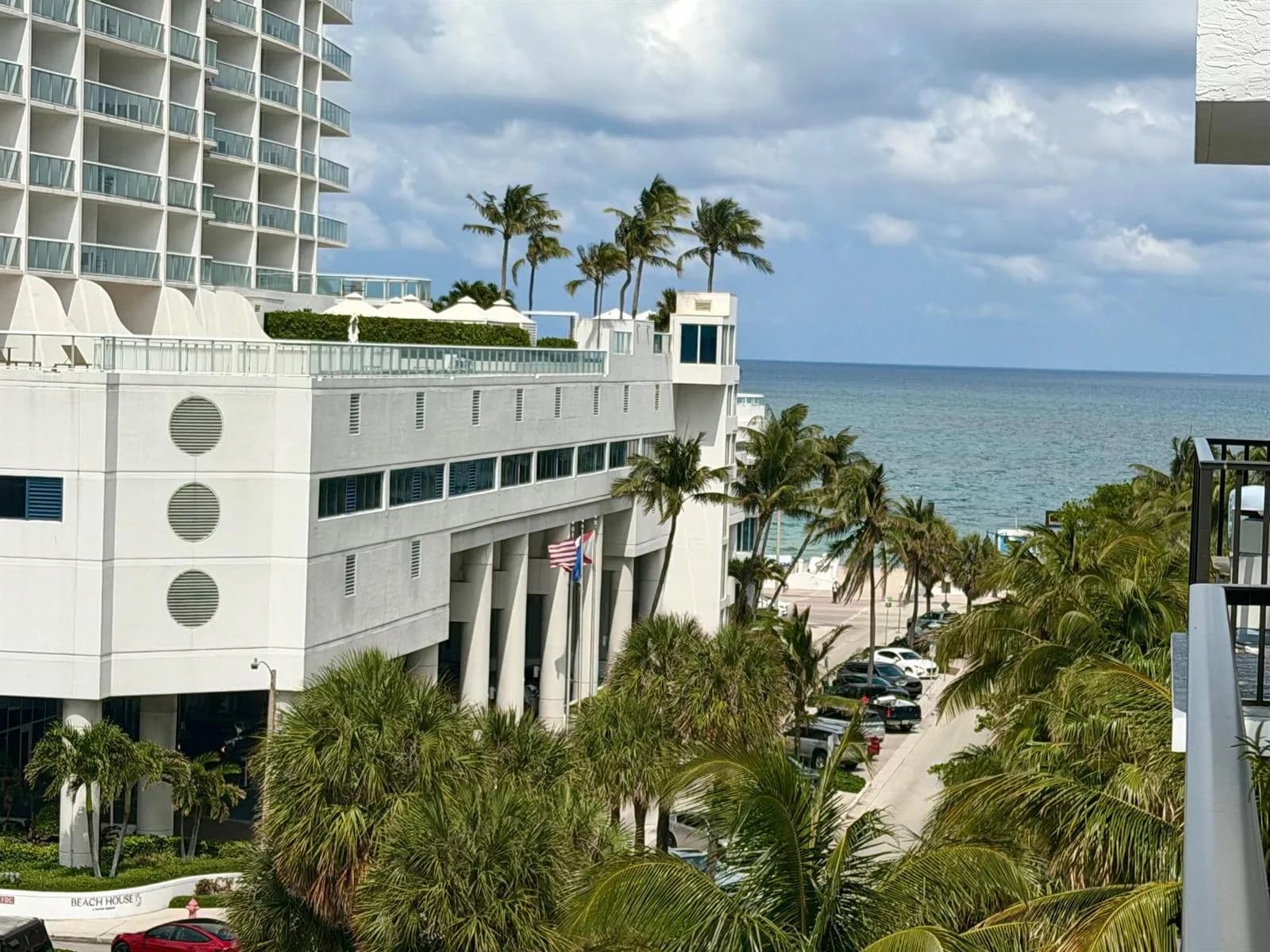 3000 Riomar Street # 703, Fort Lauderdale, FL 33304