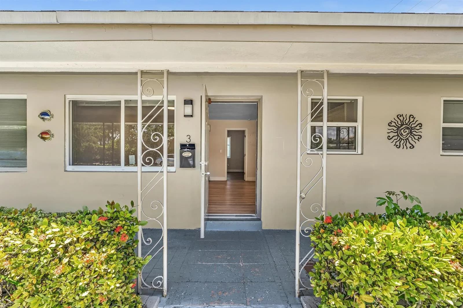 800 MOFFETT Street # 3, Hallandale Beach FL 33009