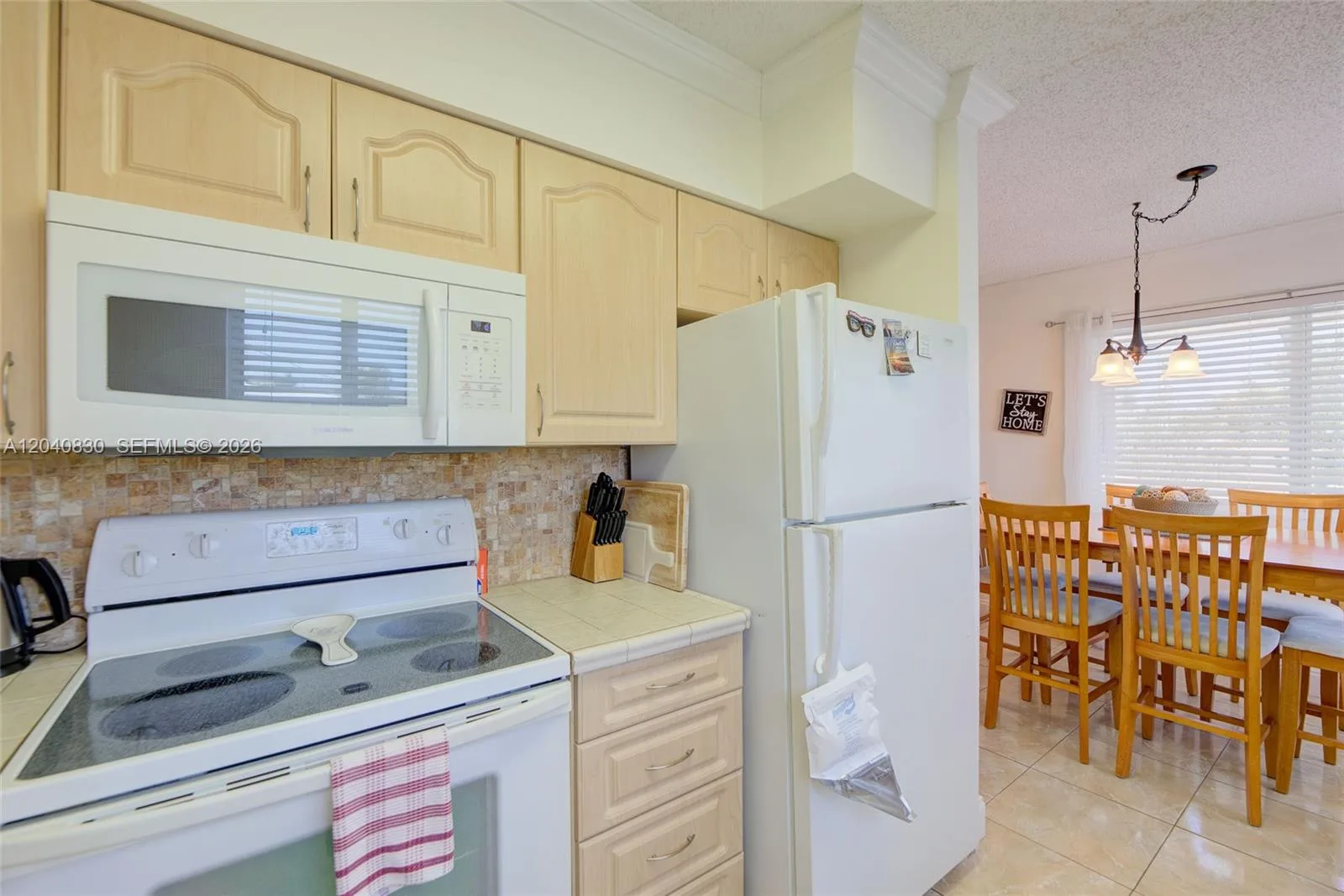 920 SW 10th Ter # 12R, Hallandale Beach, FL 33009