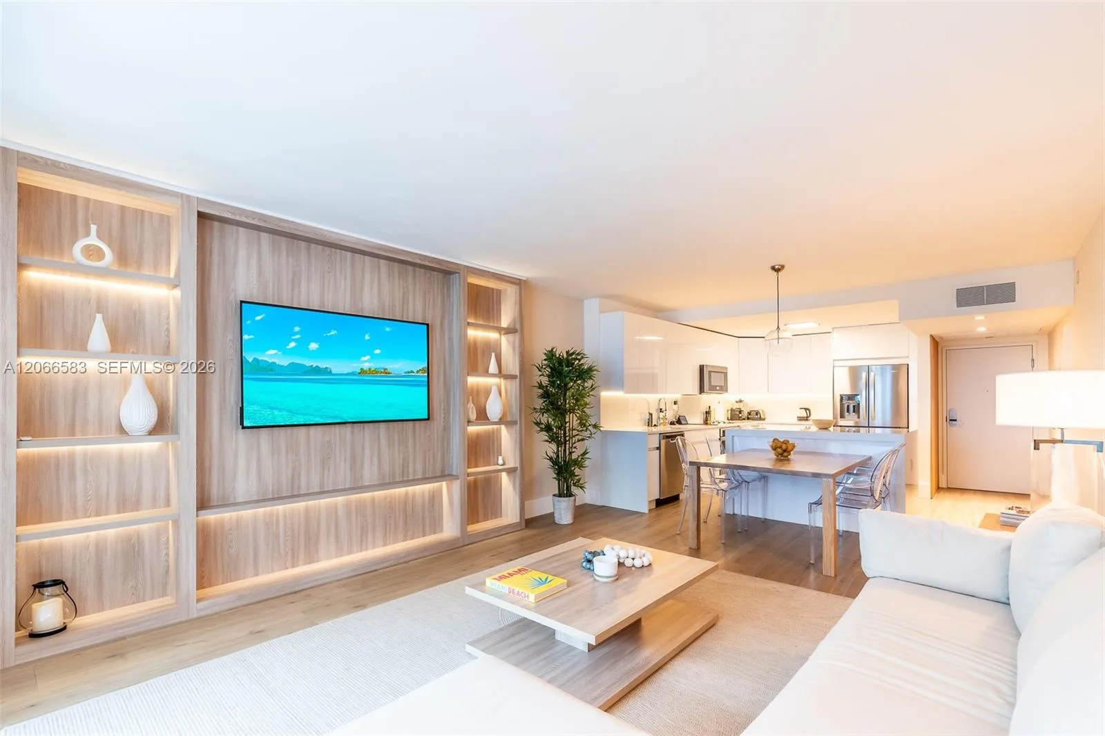 2301 Collins Ave # 719, Miami Beach, FL 33139