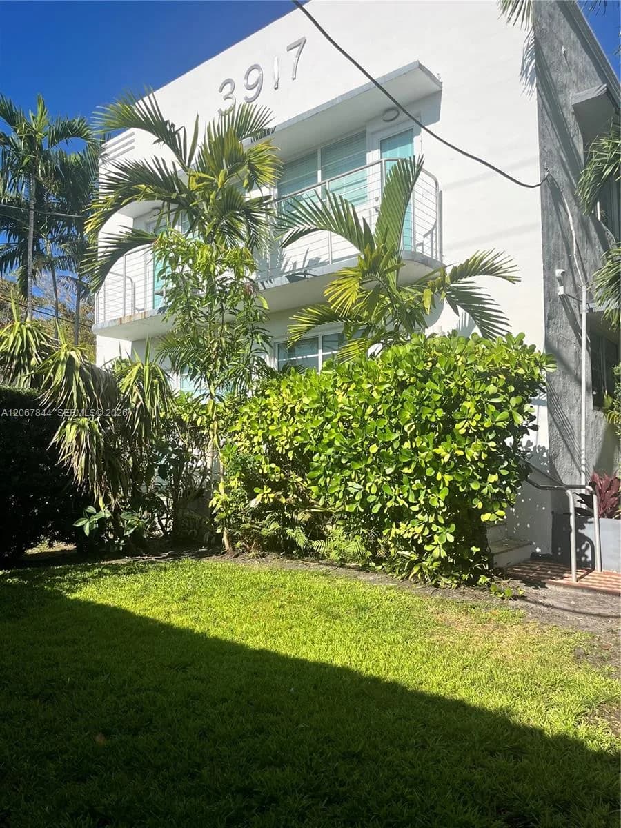 3917 N Meridian Ave # 102, Miami Beach, FL 33140