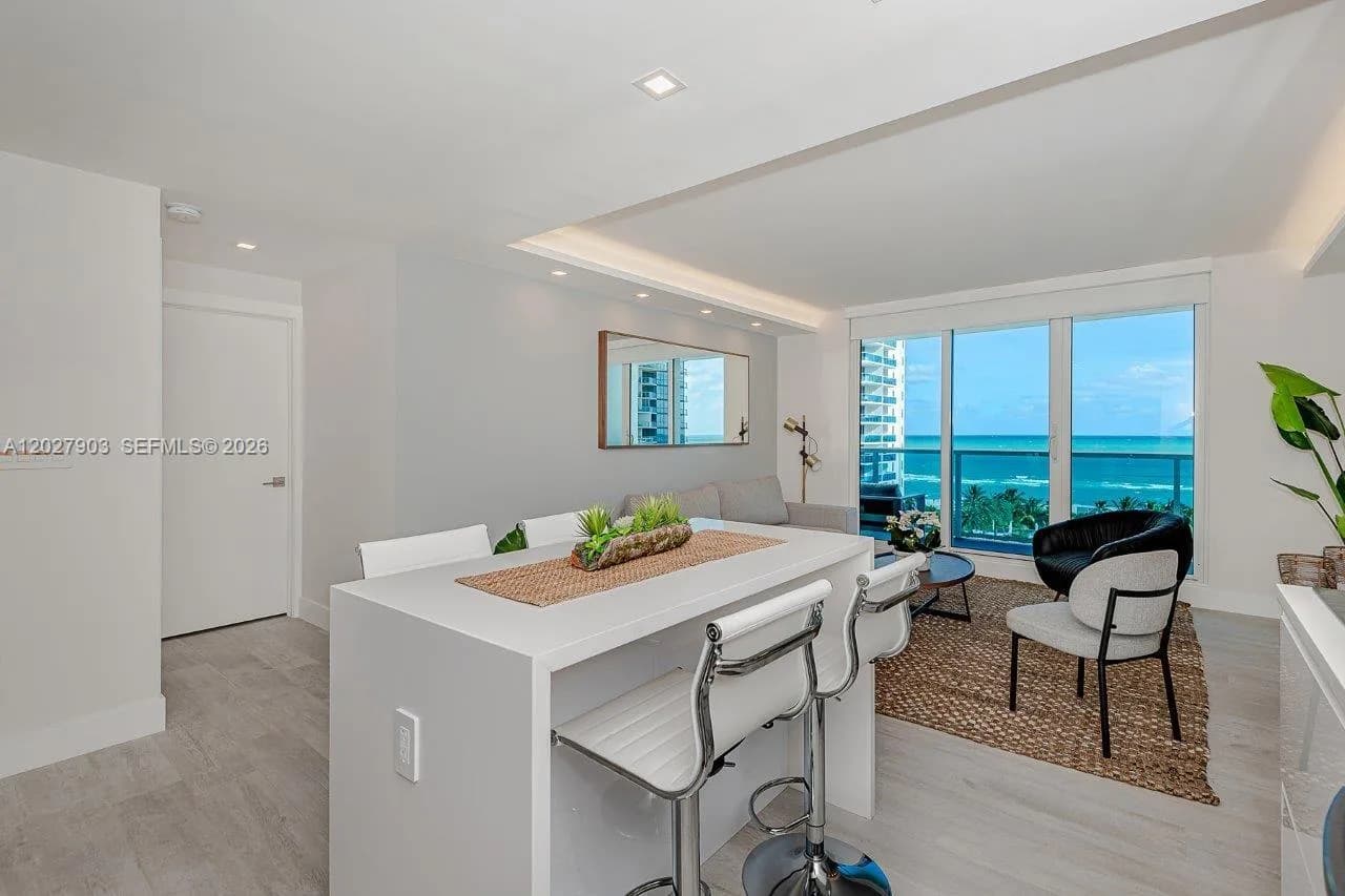 2301 Collins Ave # 739, Miami Beach, FL 33139