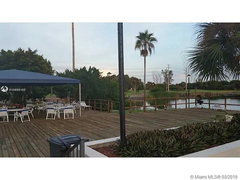 4164 Inverrary Dr # 813, Lauderhill FL 33319