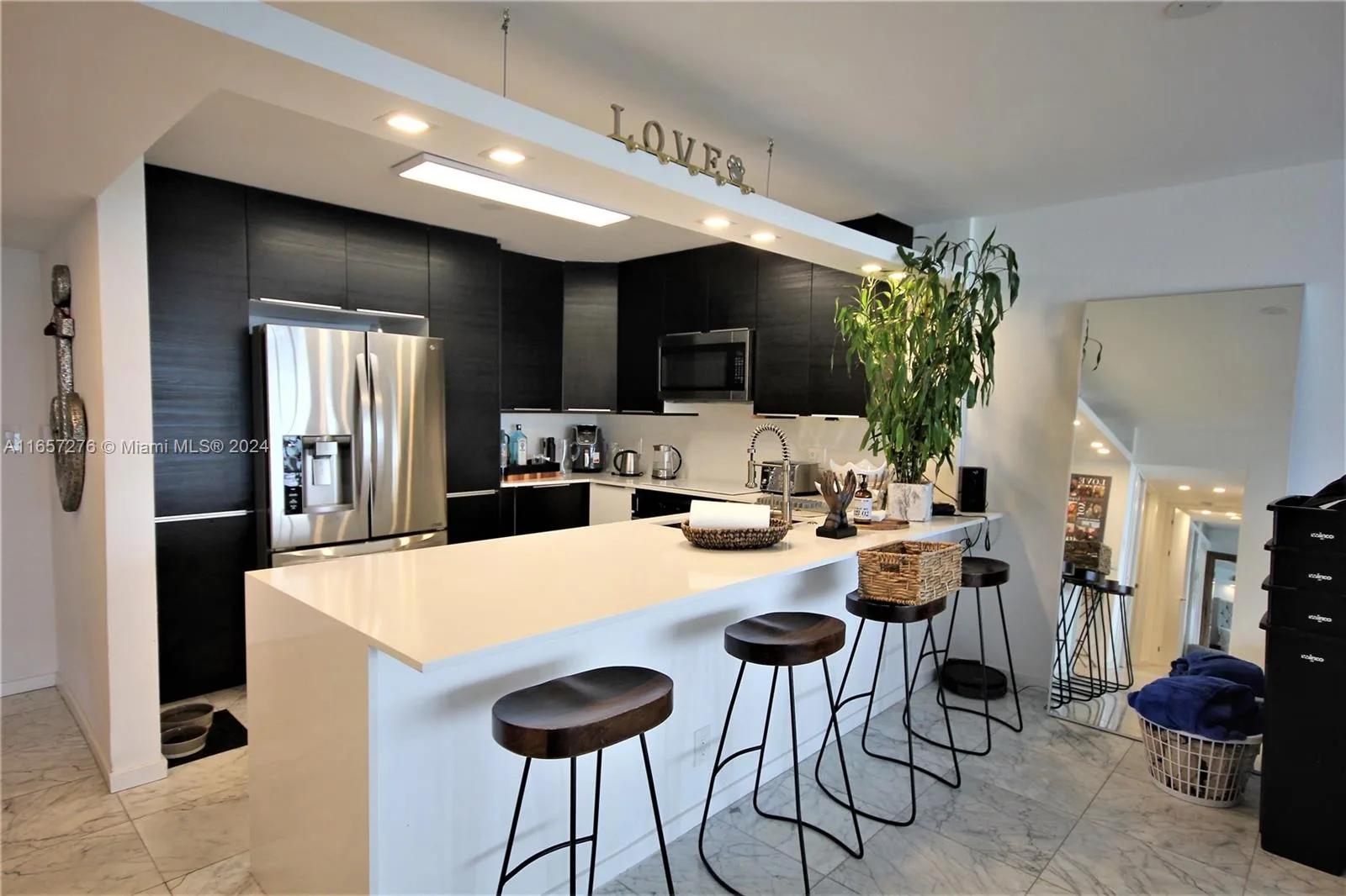 5151 Collins Ave # 933, Miami Beach, FL 33140
