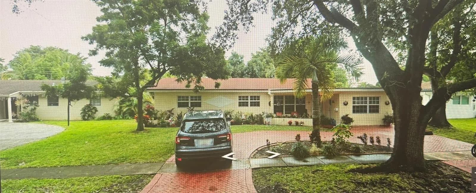 5620 Monroe Street, Hollywood FL 33023