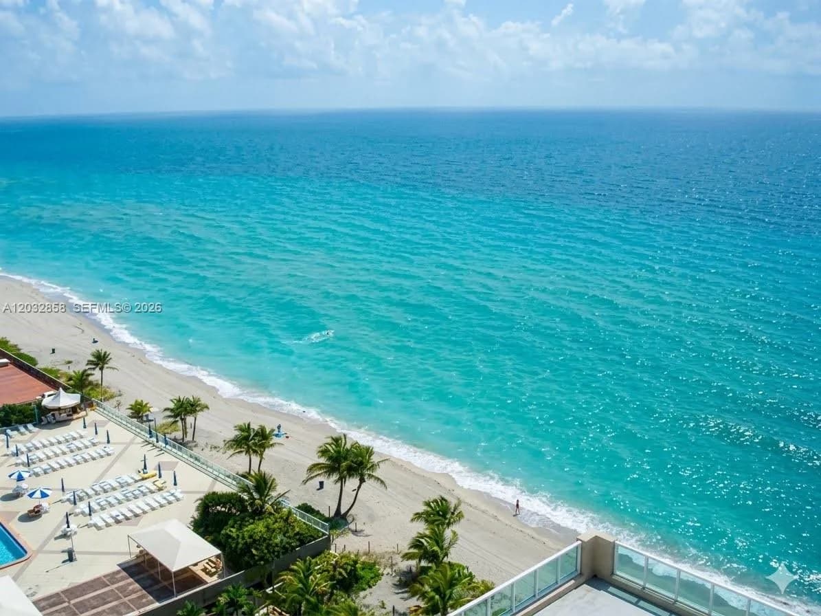 2080 S Ocean Dr # 1512, Hallandale Beach FL 33009