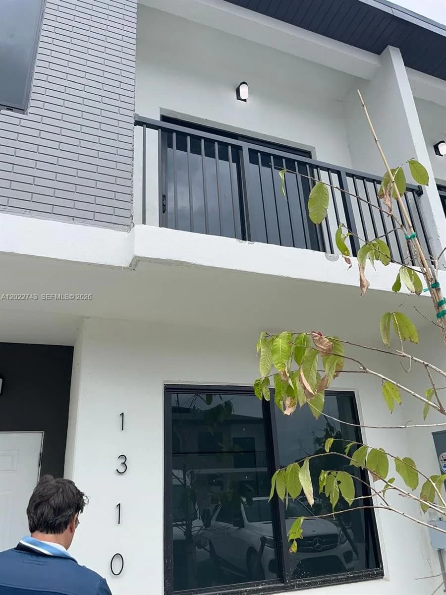 1310 NW 5th St # 1310, Florida City, FL 33034