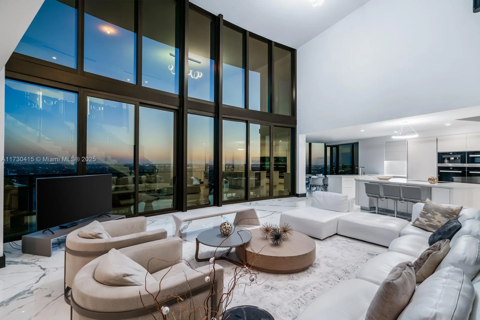 18555 Collins Ave # 4203, Sunny Isles Beach, FL 33160