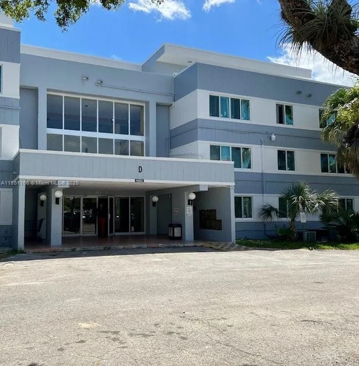 14820 Naranja Lakes Blvd # D2N, Homestead FL 33032