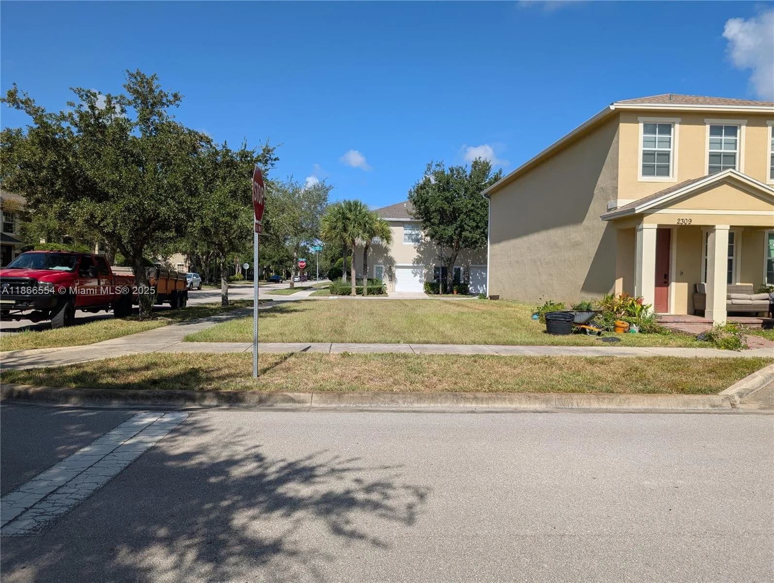 2301 SE Tavares Dr, Port St. Lucie FL 34952