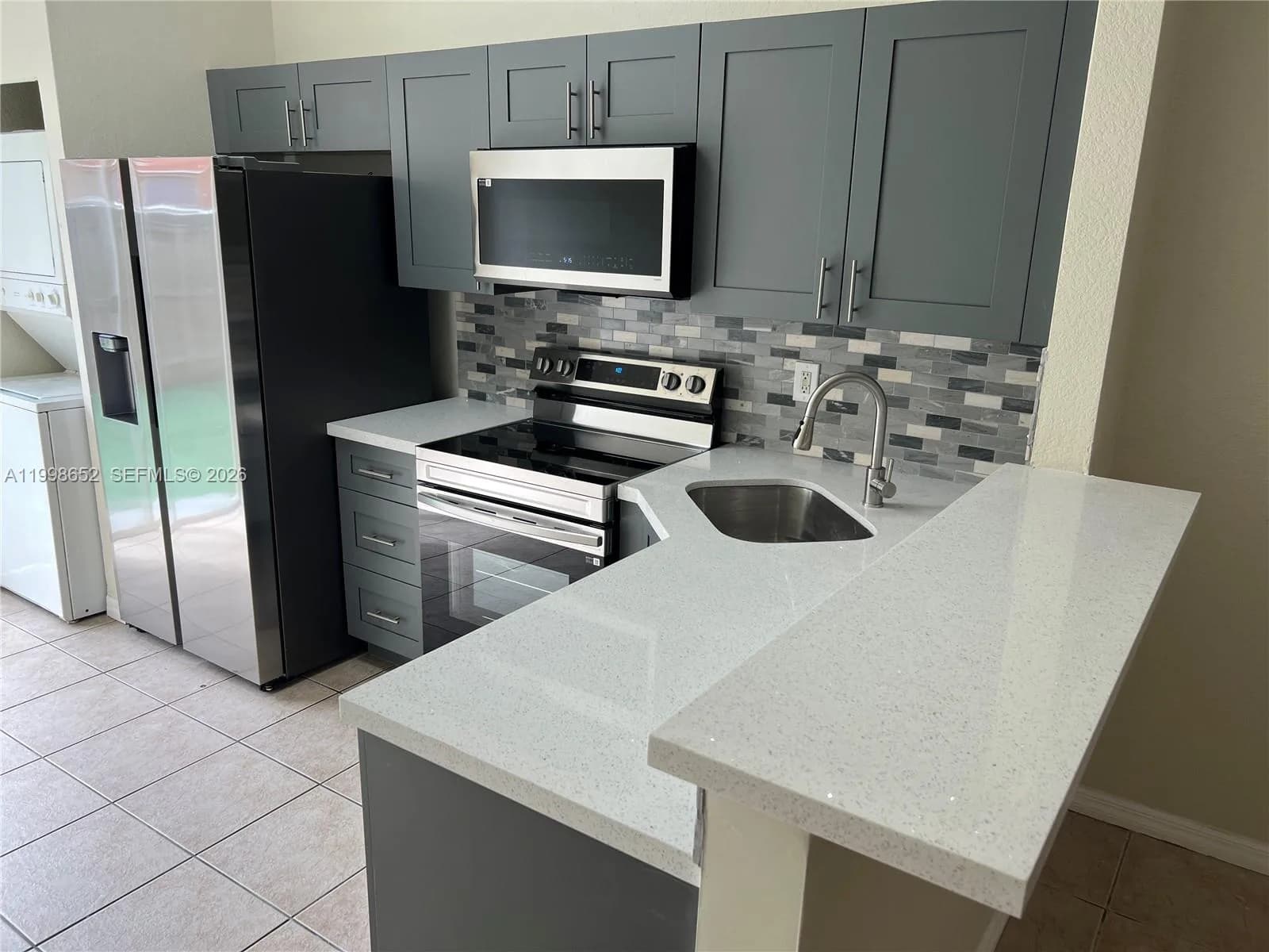 85 SW 16 AV # ., Homestead, FL 33030