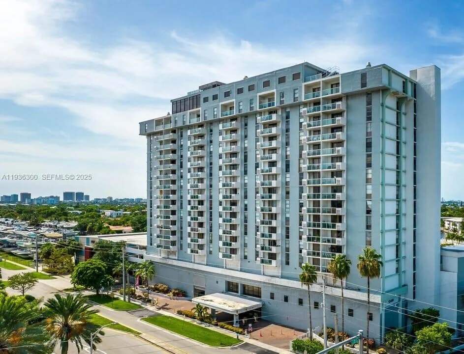 13499 Biscayne Blvd # 1013, North Miami, FL 33181