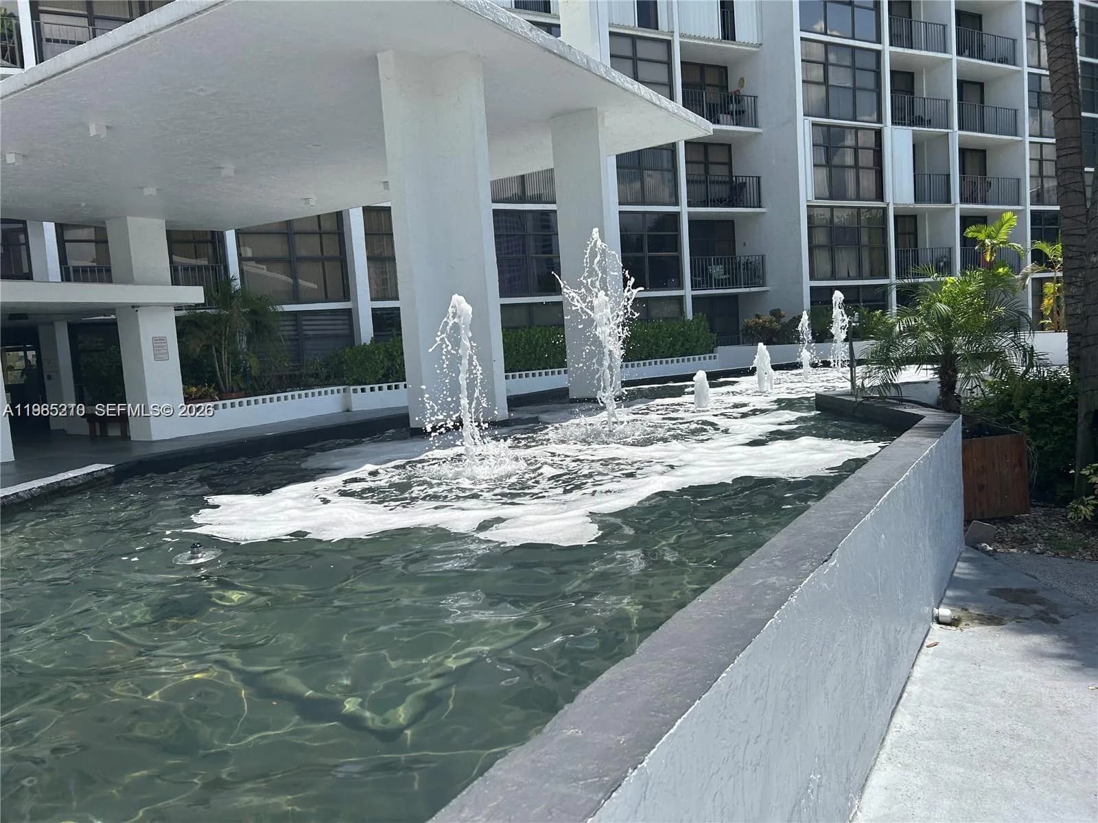 400 Leslie Dr # 308, Hallandale Beach FL 33009