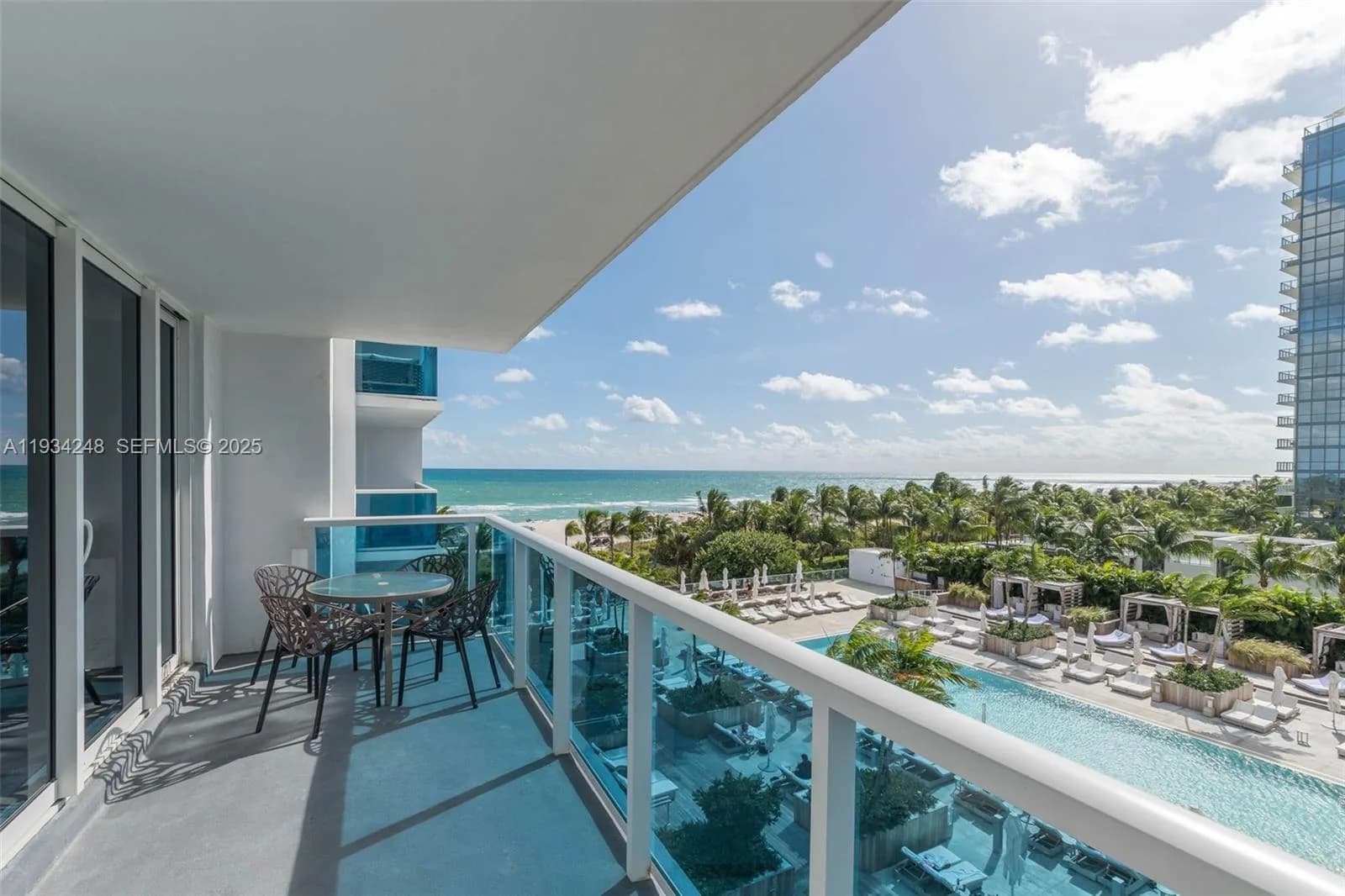 2301 Collins Ave # 507, Miami Beach, FL 33139