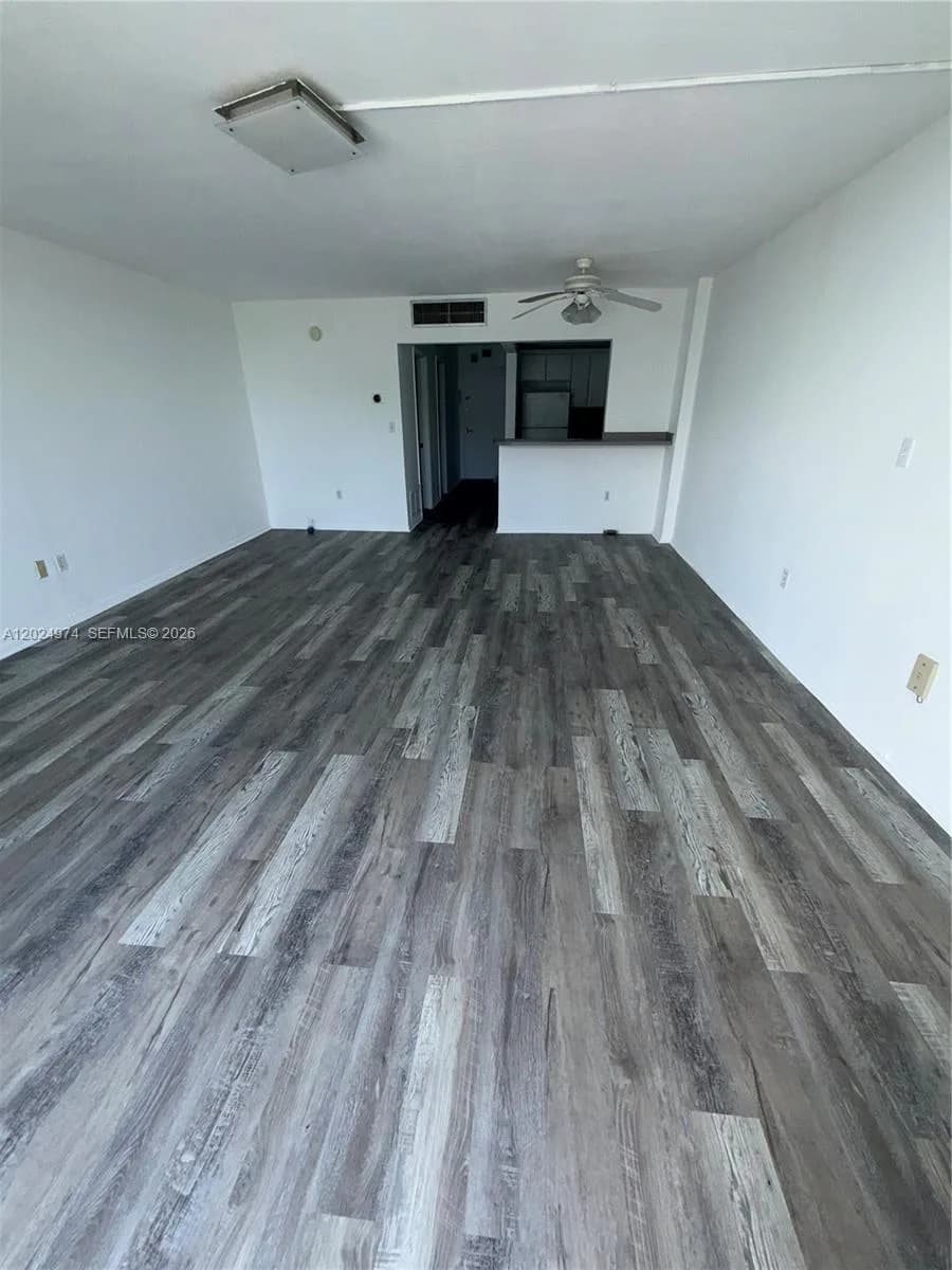 1470 NE 125th Ter # 605, North Miami FL 33161