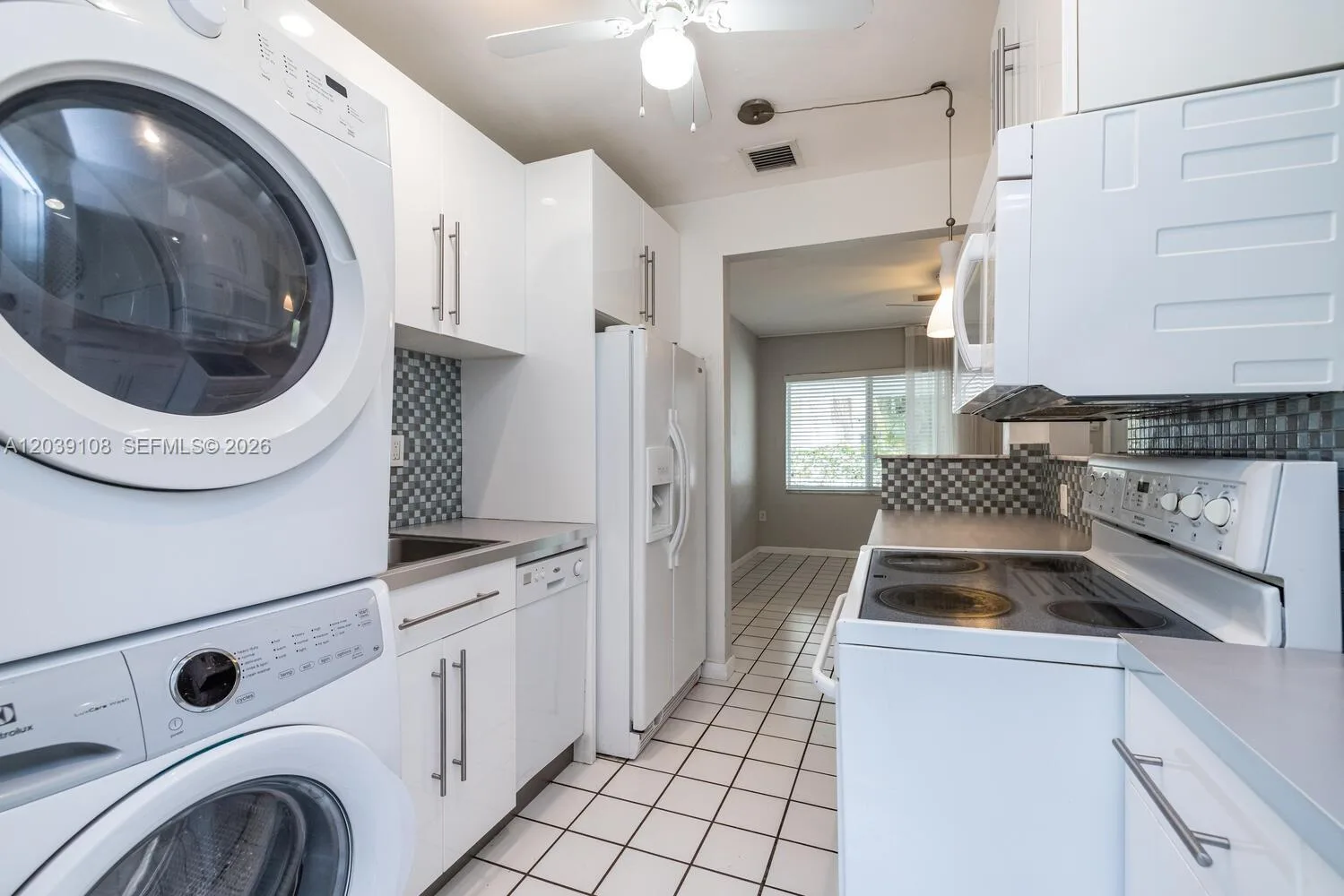 1029 NE 113 St, Biscayne Park FL 33161