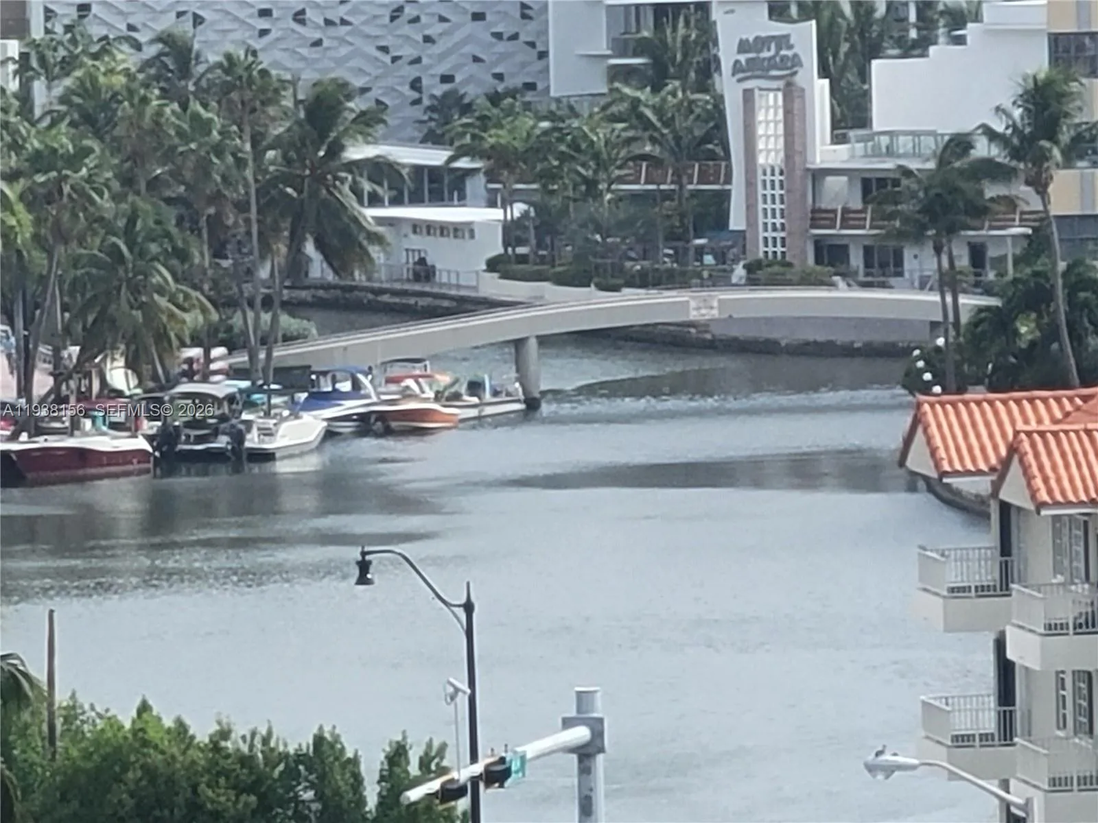 2899 Collins # 1114, Miami Beach, FL 33140