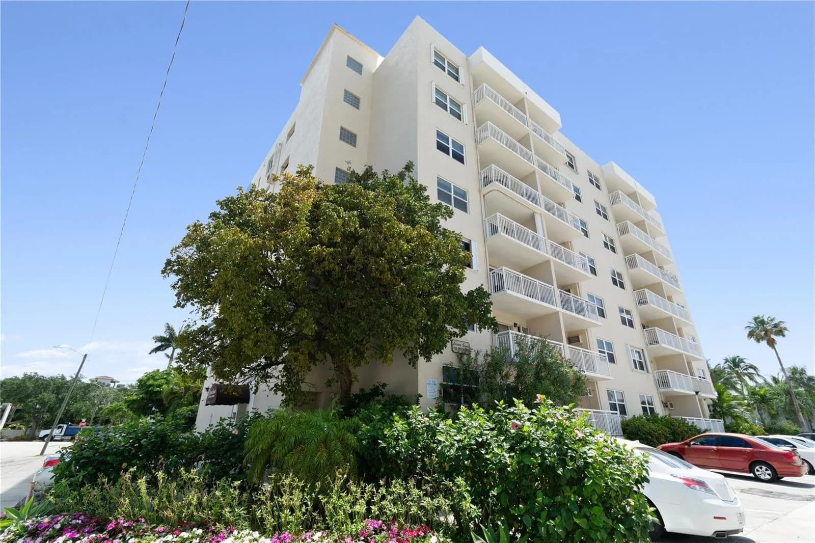 720 Orton Avenue # 607, Fort Lauderdale FL 33304