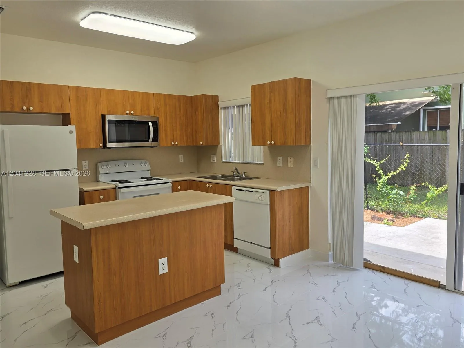 2973 SE 15th Ter, Homestead FL 33035