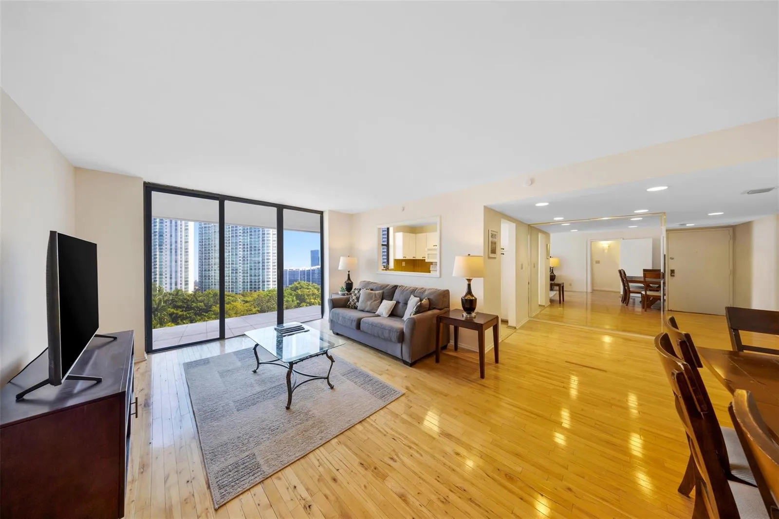 18181 NE 31st Court # 804, Aventura FL 33160
