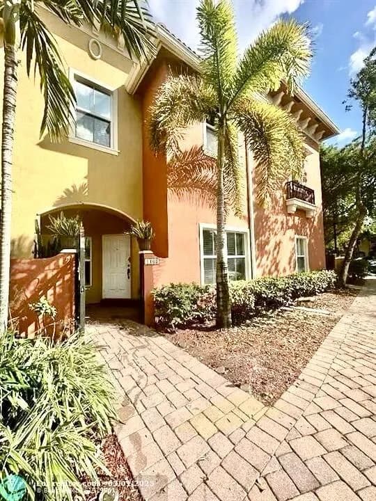2851 W Prospect Road # 1102, Tamarac FL 33309