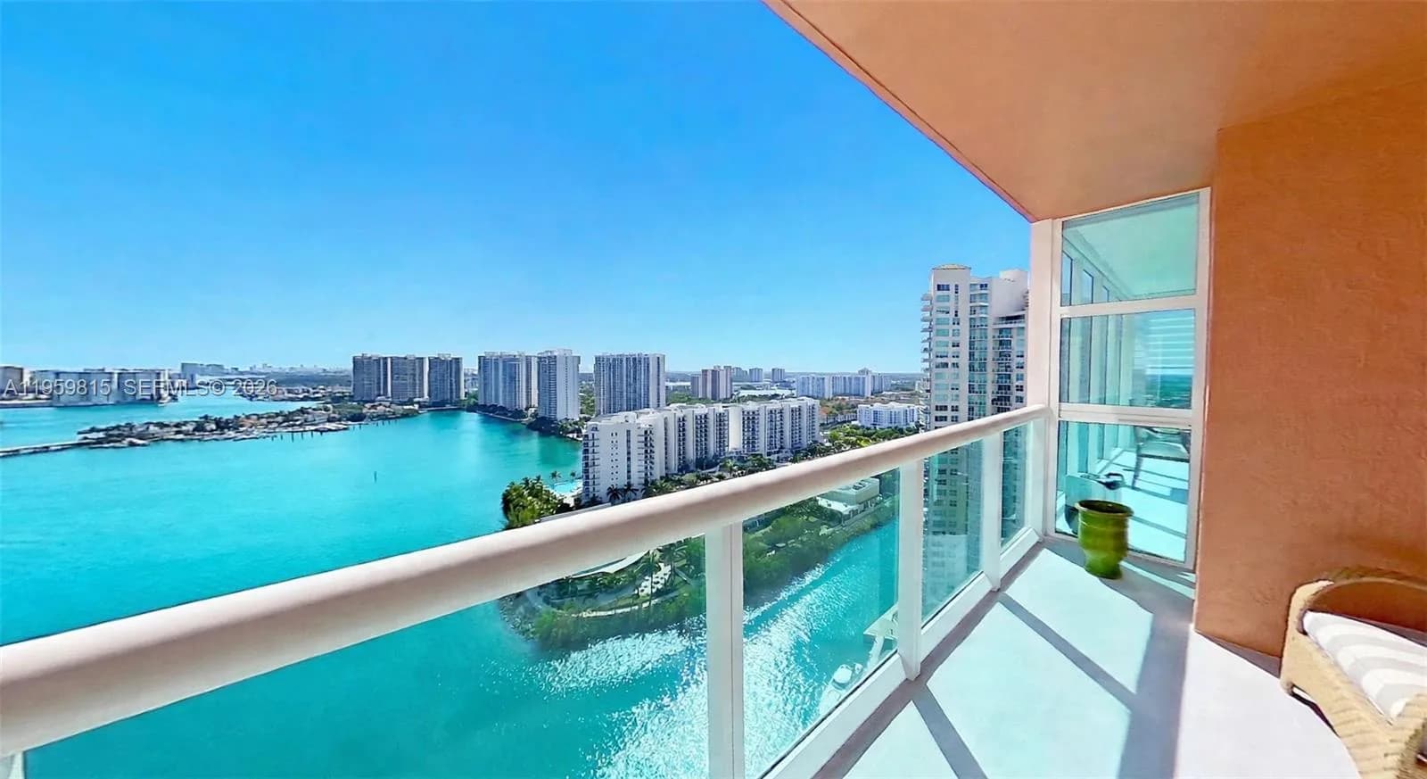 3370 Hidden Bay Dr # 2715, Aventura FL 33180