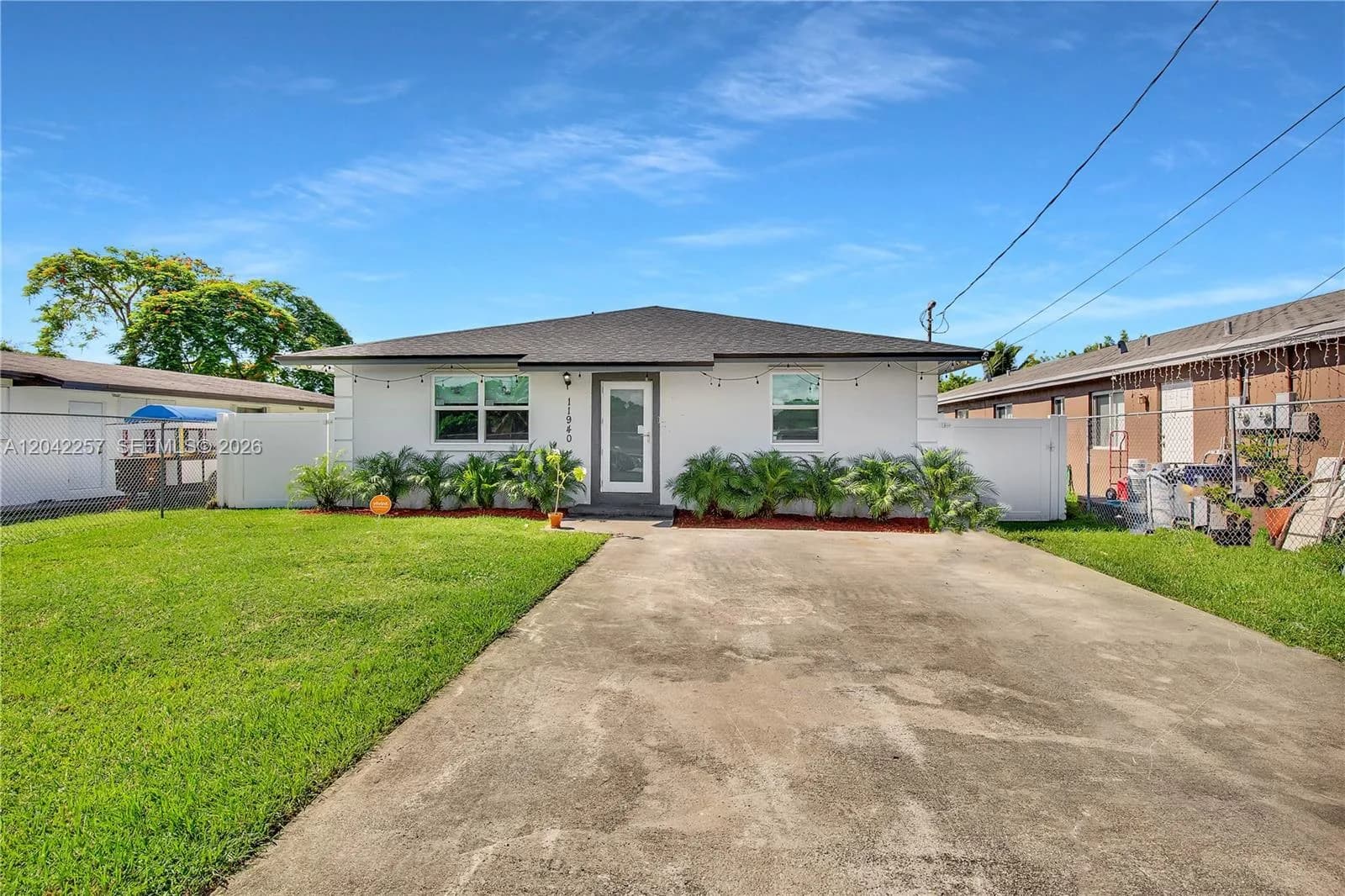11940 SW 212th St, Miami, FL 33177
