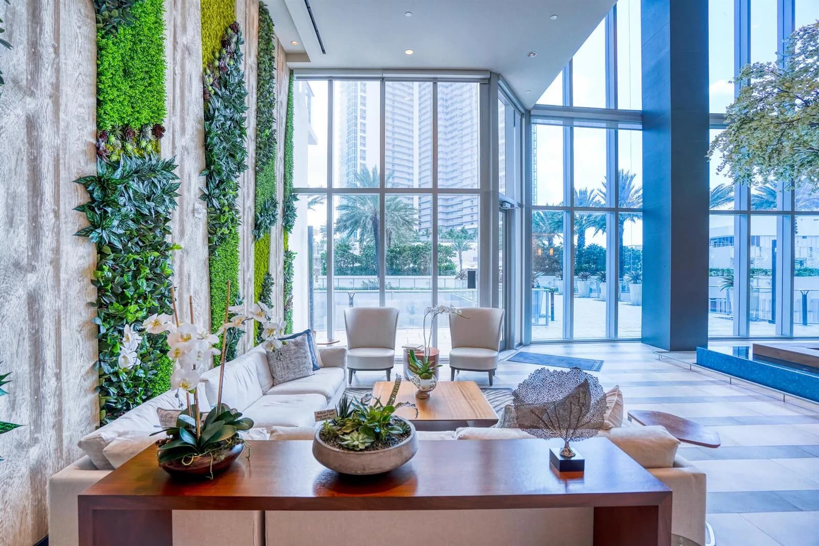 851 NE 1st Avenue # 812, Miami FL 33132