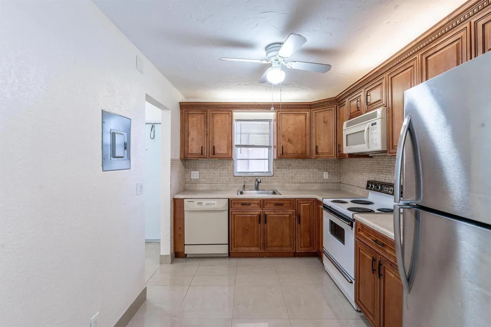 2551 Aragon Boulevard # 406, Sunrise FL 33322