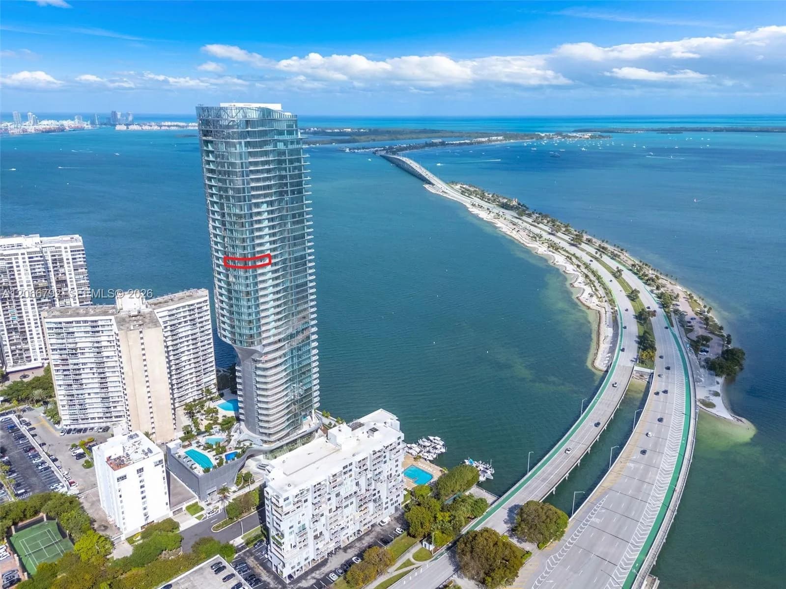 175 SE 25 RD # 3003, Miami, FL 33129