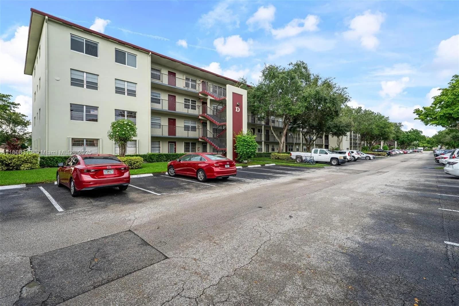 13255 SW 7th Ct # 403D, Pembroke Pines FL 33027