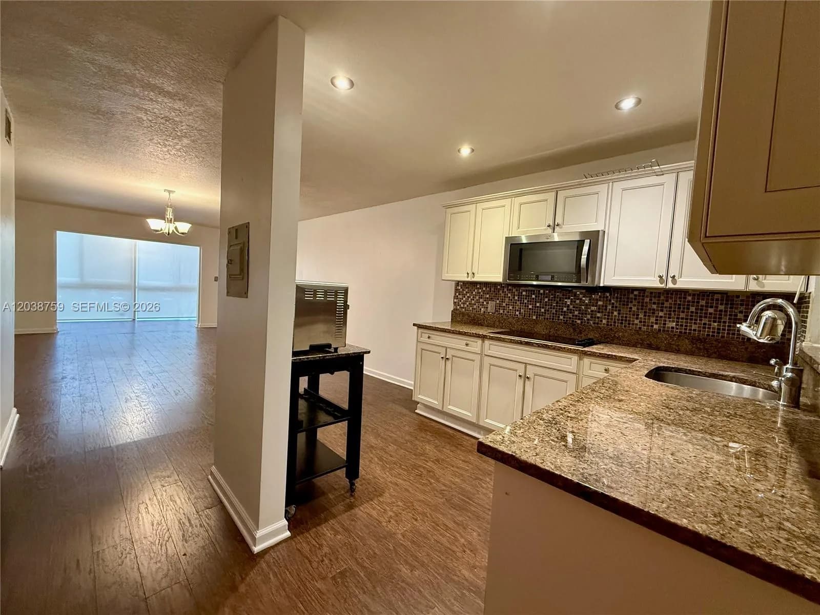 3048 E Sunrise Lakes Dr # 217, Sunrise FL 33322
