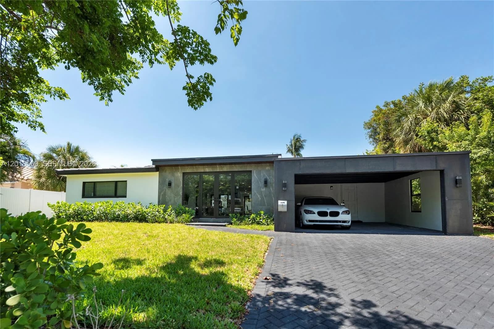 2308 SE 18 St, Fort Lauderdale FL 33316