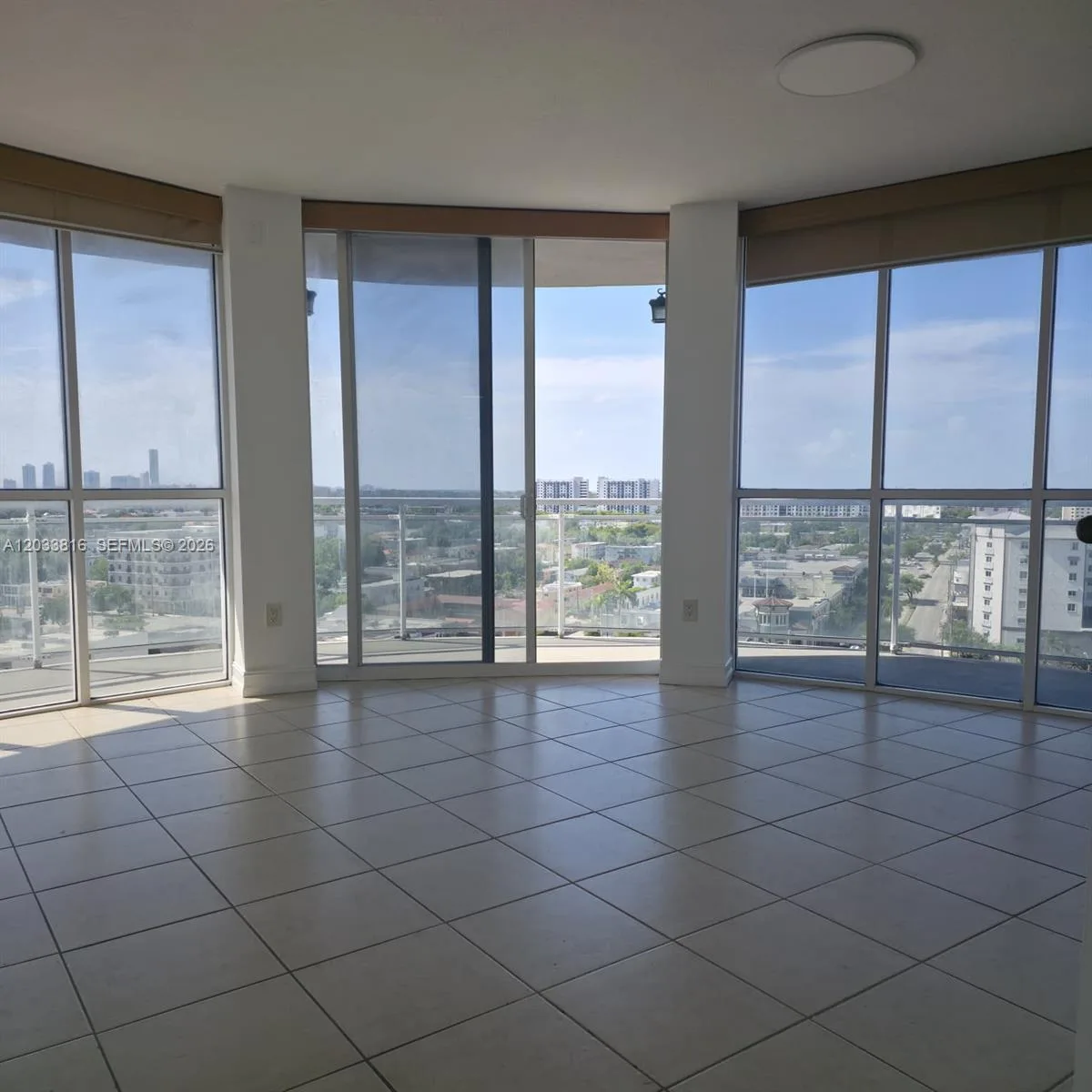 1 Glen Royal Pkwy # 1202, Miami, FL 33125