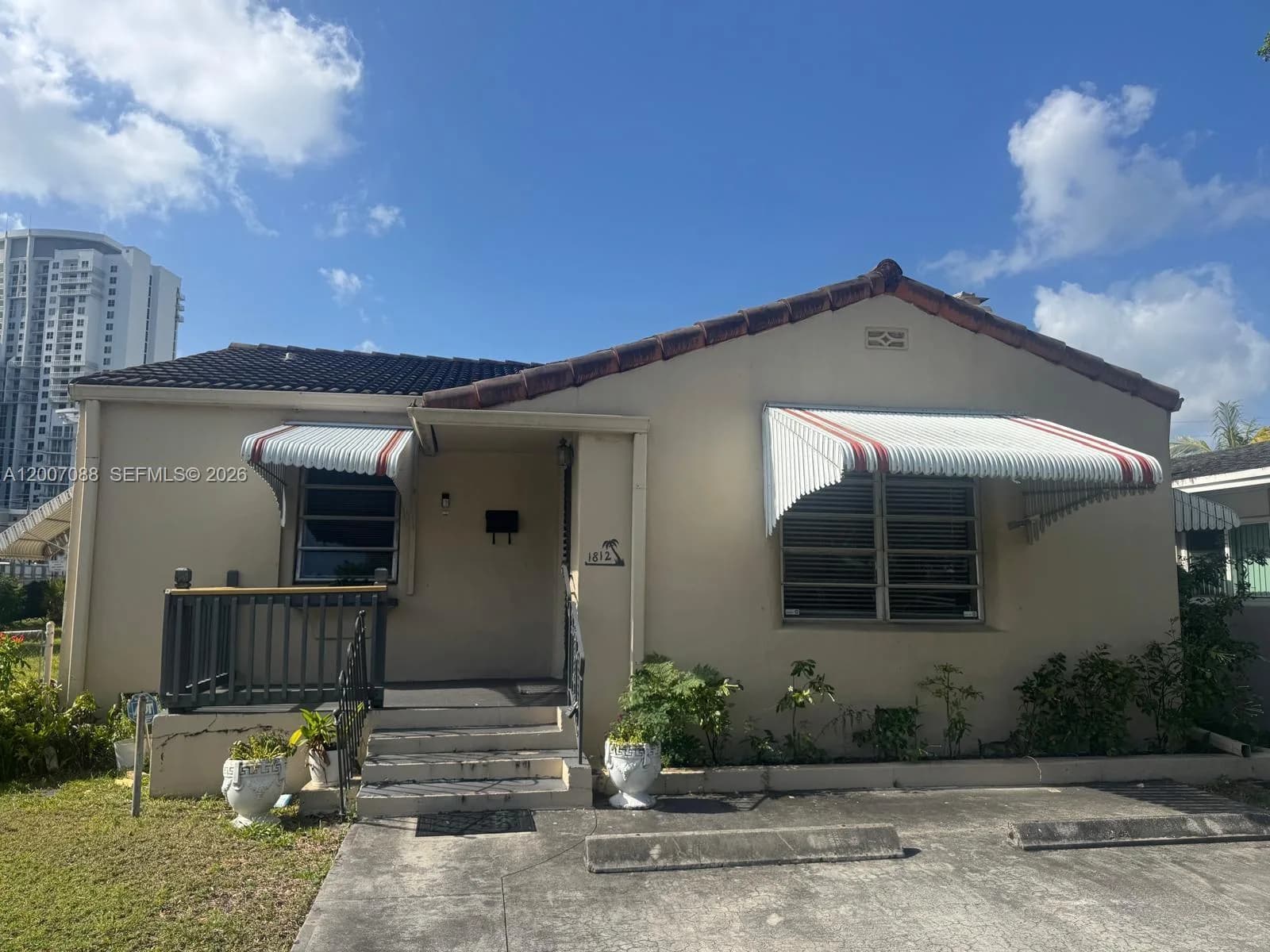 1812 Fillmore St, Hollywood FL 33020