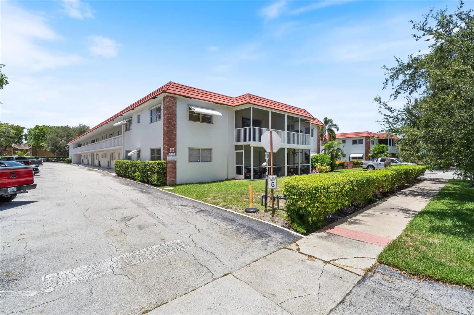 899 SE 2ND Avenue # 203, Deerfield Beach FL 33441