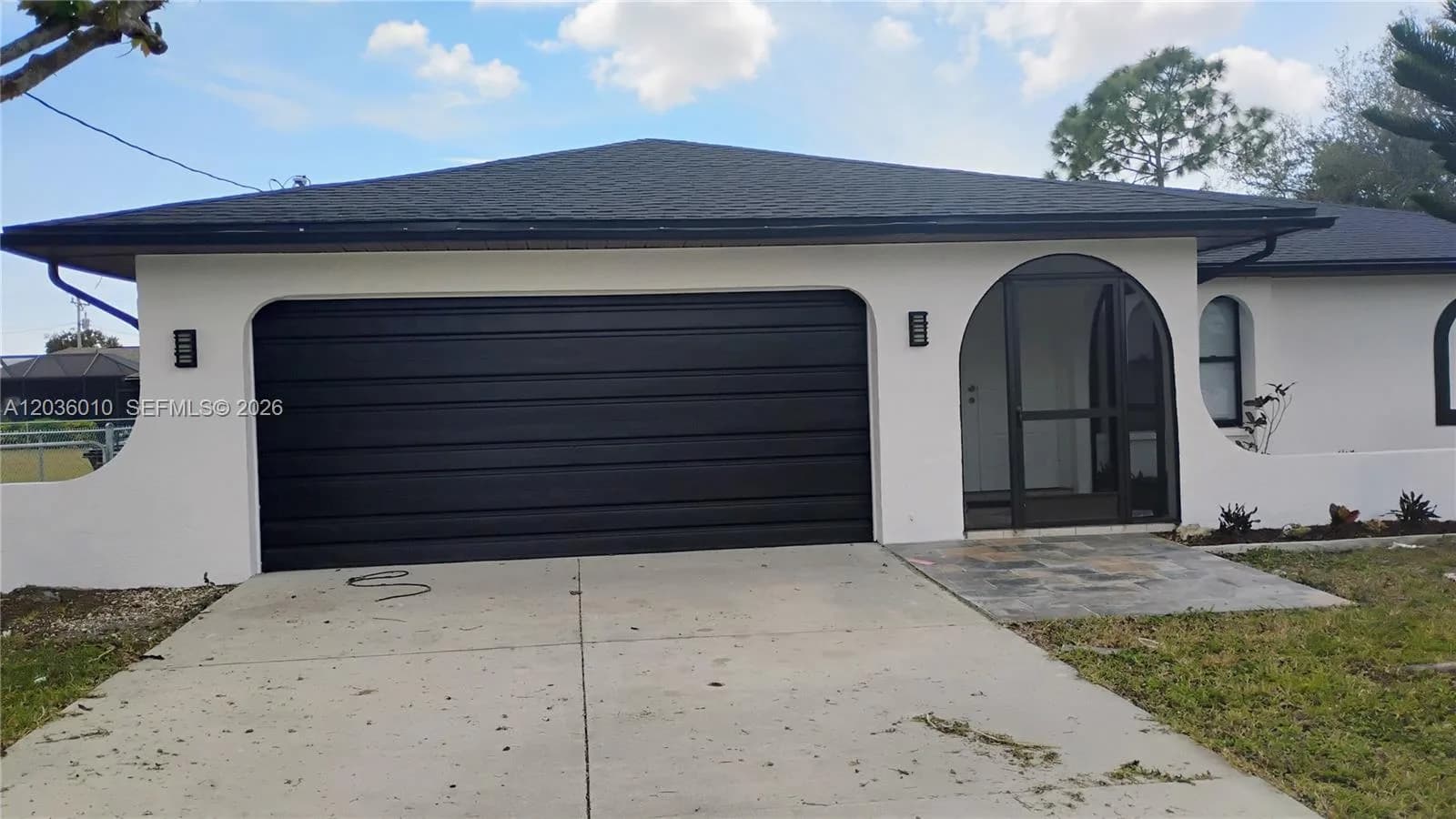 1404 SE 19TH St., Cape Coral FL 33990