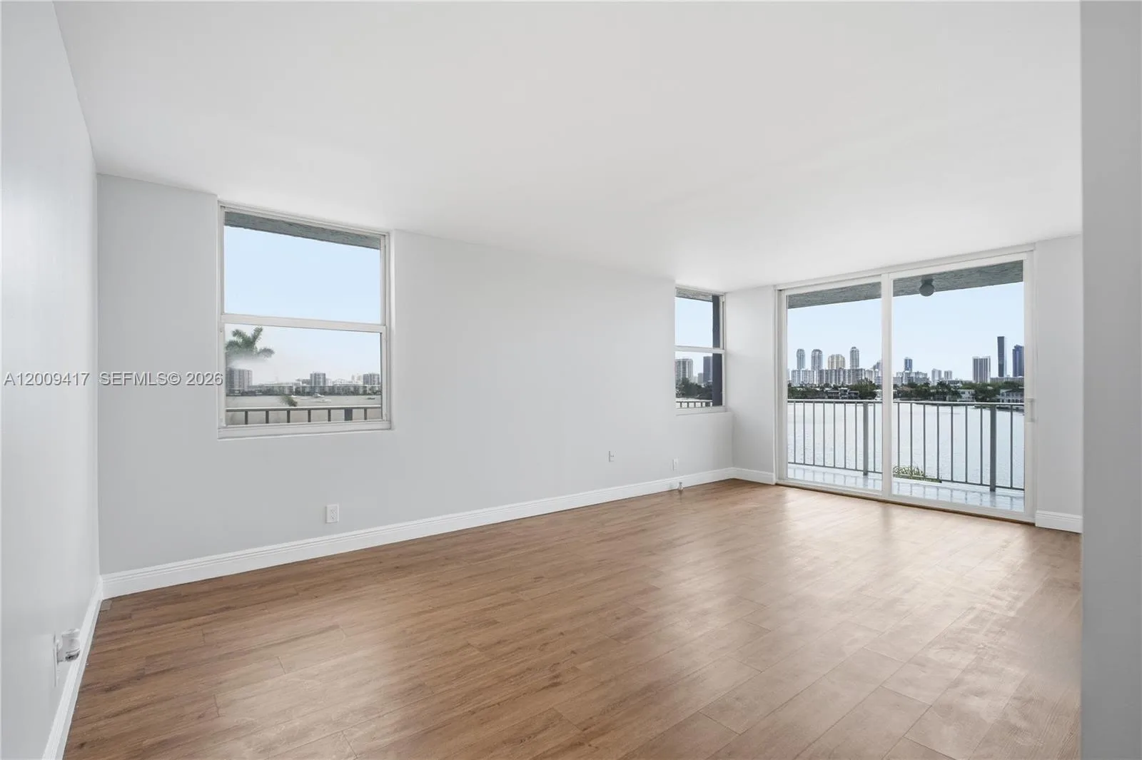 16570 NE 26th Ave # 5A, North Miami Beach FL 33160