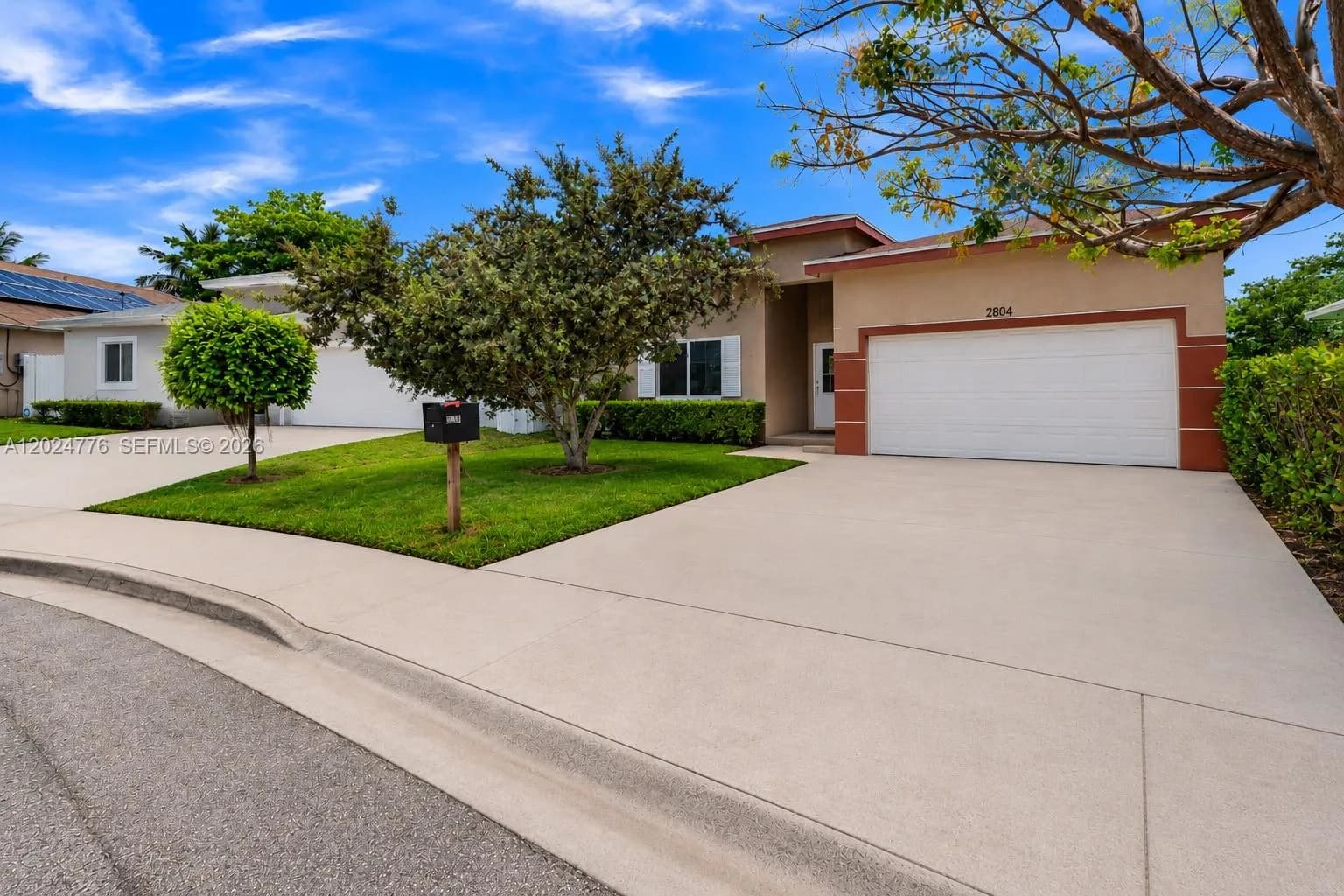 2804 Washington Dr, Fort Lauderdale, FL 33311