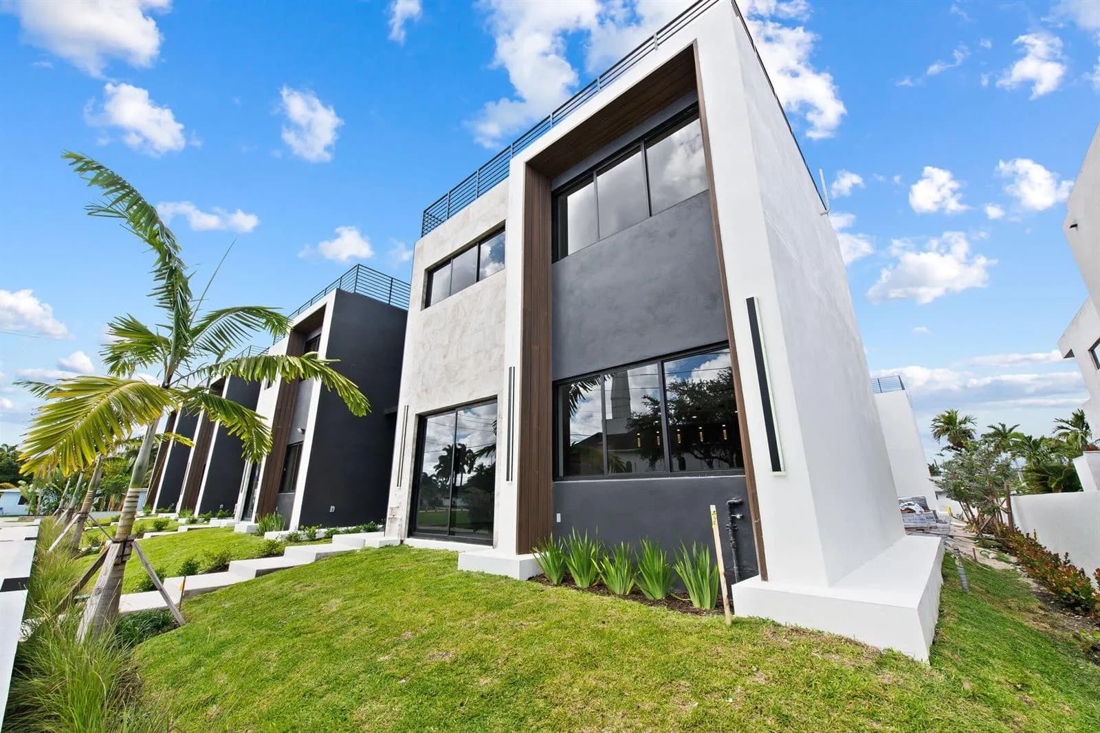 843 SW 14th Court # 843, Fort Lauderdale FL 33315