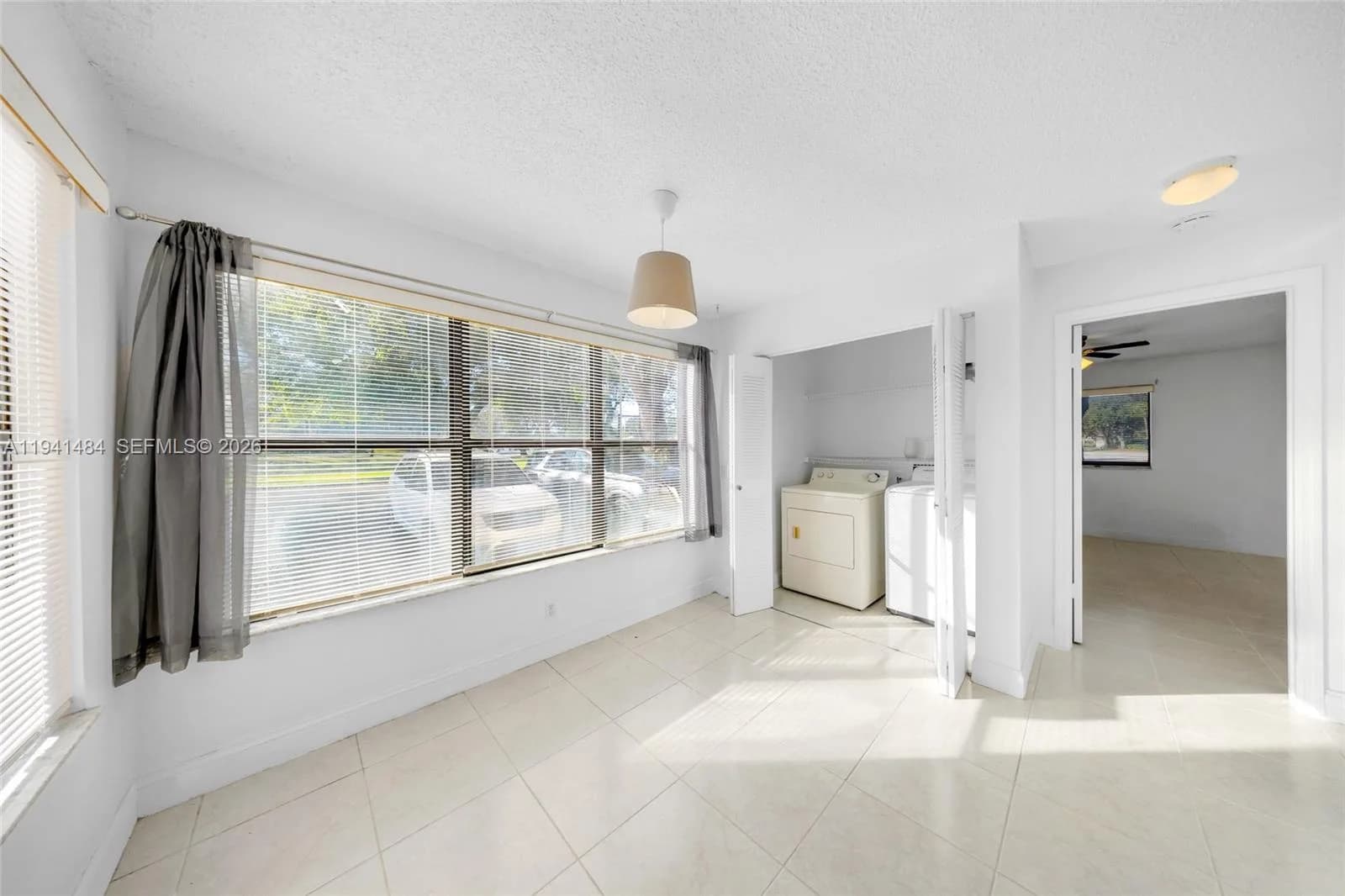 2986 S University Dr # 8101, Davie FL 33328