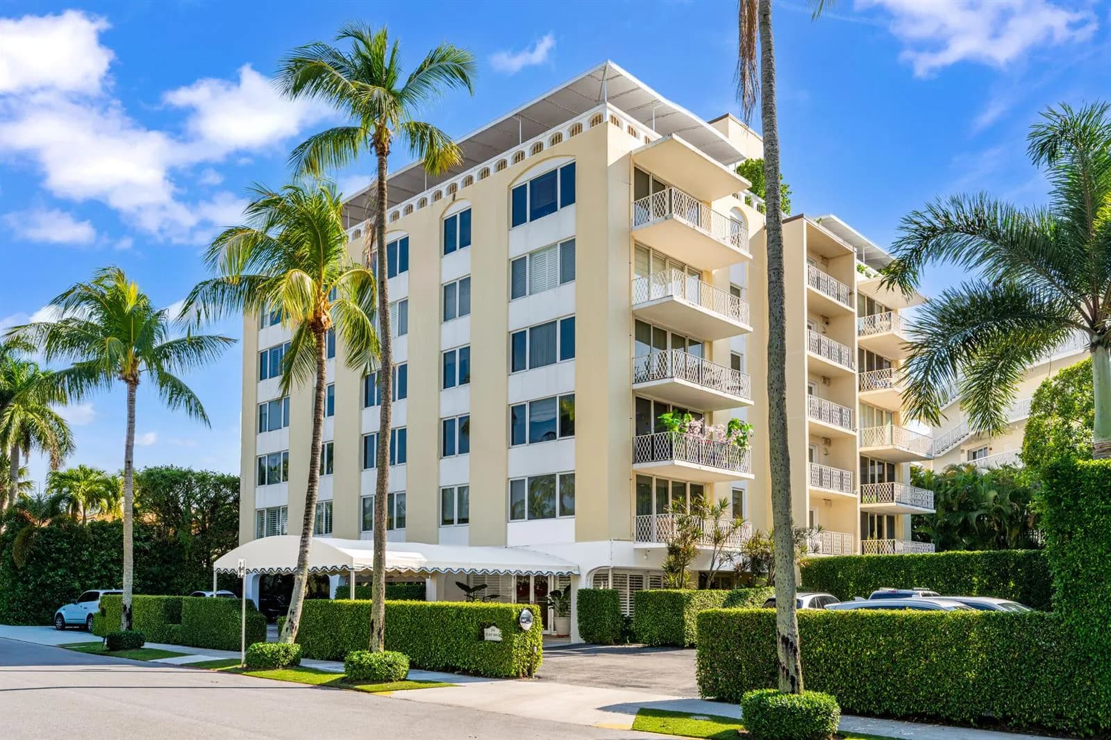 434 Chilean Avenue # 2b, Palm Beach FL 33480
