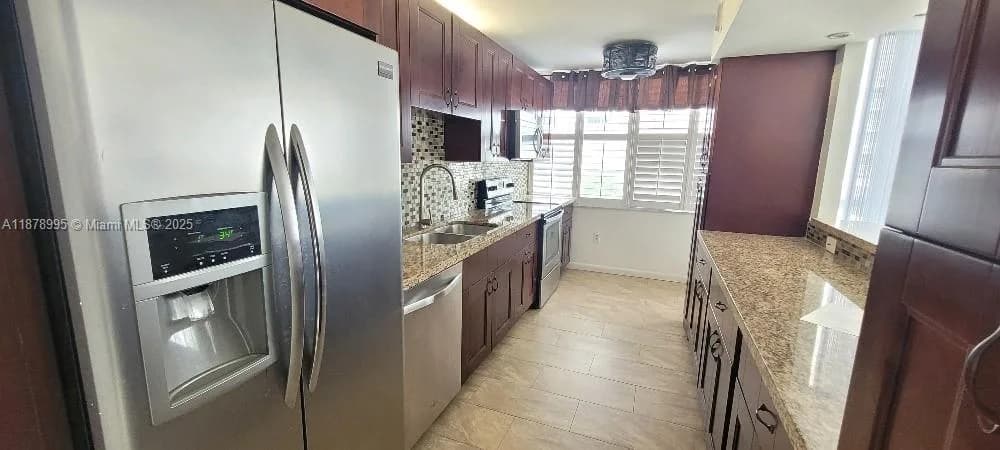 18061 Biscayne Blvd # 301, Aventura, FL 33160