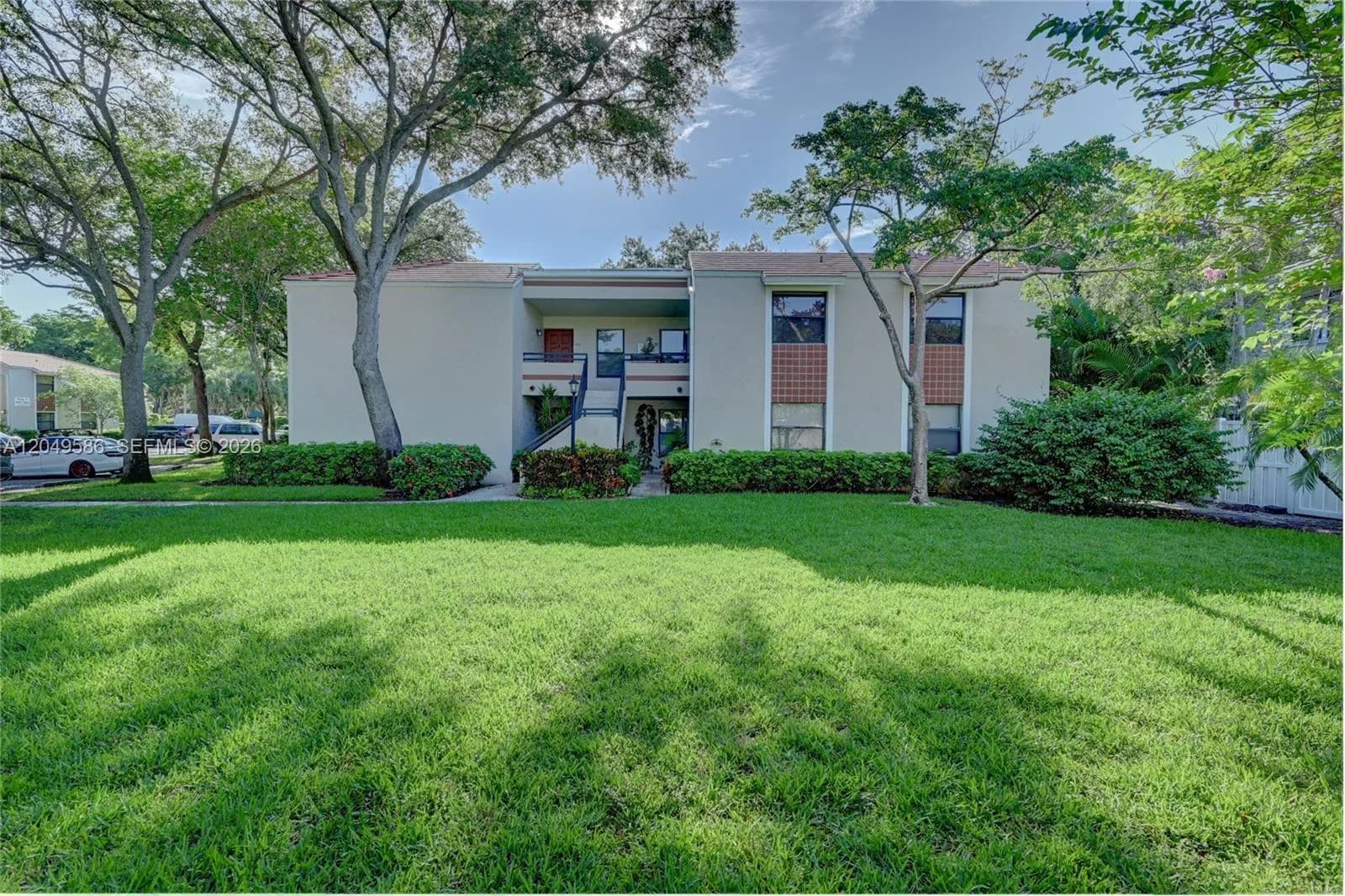 9858 NW 3rd St # 9858, Plantation FL 33324