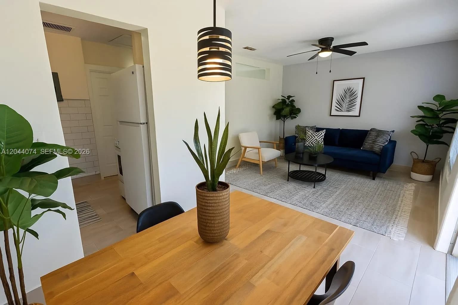 120 NE 10th Ave # 3, Hallandale Beach, FL 33009